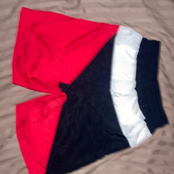 Previously worn small Nike swim shorts - Picture 3 of 3
